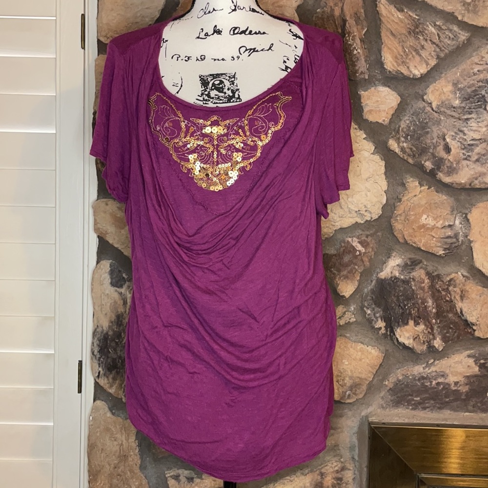 Apt. 9 Women’s top